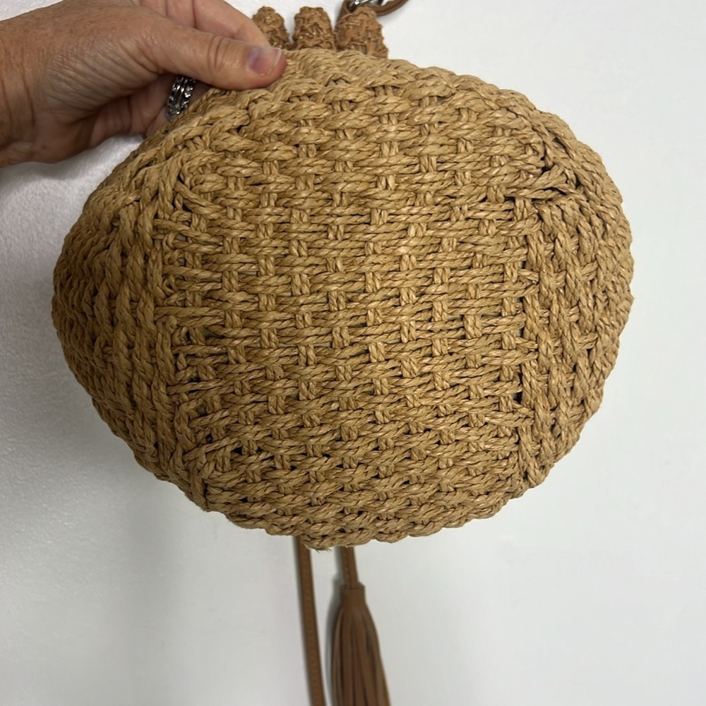 Collection XIIX wicker Crossbody Bucket Bag Drawstring Woven Rattan - Picture 7 of 10